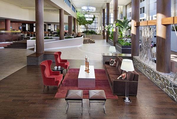 Sheraton Charlotte Airport Hotel Atrium